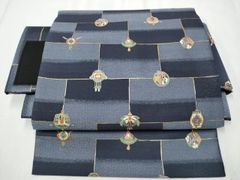 Item thumbnail for item 7f62a735-7cc8-479f-abdc-f5c811ff4964