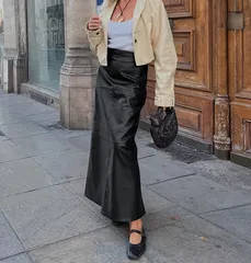 レザースカート ロング丈 レディース ハイウエスト ロングスカート 革スカート 大人ボトムス フェイクレザースカート 大きいサイズ 婦人 女性用 着痩せ 美脚/脚長