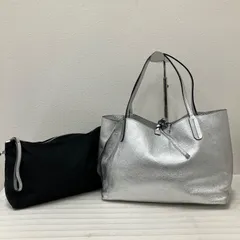 6349　GIANNI CHIARINI　ジャンニキアリーニ　ジャンニキャリーニ　トートバッグ　ハンドバッグ　シルバー　ポーチ付き　バッグインポーチ　レディース　レザー　無地　きれいめ　上品　シンプル　カジュアル