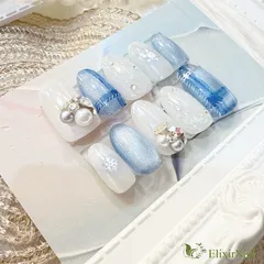 【現品】ネイルチップ　白　青　チェック柄　雪の結晶