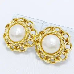 CHANEL　シャネル　イヤリング　2 6　ゴールドカラー　レディース　アクセサリー　ヴィンテージ　フェイクパール
