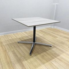 ショコラ様専用ページ】MOMO NATURAL 回転式カフェチェア - メルカリ