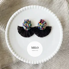 マルチカラーつぶつぶxフリンジ(オーバル×ダークブラウン)ビーズ刺繍ピアス/イヤリング