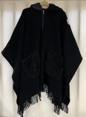 2025年最新】モンクレール ポンチョの人気アイテム - メルカリ