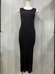 2025年最新】プリーツプリーズ ワンピの人気アイテム - メルカリ