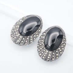 Item thumbnail for item 077b0ff0-666a-4eb9-92b7-6b4a36fa6490