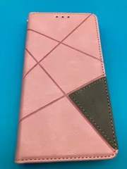 Galaxy S22対応 手帳型スマホケース ピンク×幾何学デザイン カード収納／ストラップ付