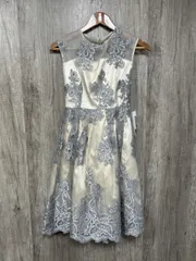 美品 Dorry Doll タグ付き ノースリーブ 結婚式二次会 ドレス ワンピース size38/ベージュ×グレー ■■◎レディース