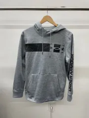 100)アンダーアーマー 起毛 フード Tシャツ