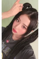 【中古】コレクションカード(女性) LE SSERAFIM/HUH YUNJIN(ホ・ユンジン)/CD「UNFORGIVEN」発売記念ラッキードローイベント【3回目】 UNIVERSAL MUSIC STORE特典フォトカード