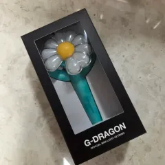 BIGBANG G-DRAGON 花型ペンライト 新品未使用 トレカ付 フォトカード付き / G-DRAGON OFFICIAL LIGHT STICK 公式ペンライト