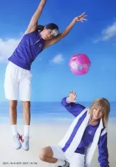 【中古】生写真(男性) 雷太(知念寛)・岩城直弥(平古場凛)/全身・背景海・キャラクターショット/ミュージカル『テニスの王子様』TEAM Party SEIGAKU・HIGA