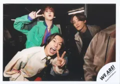 【中古】生写真(STARTO) Travis Japan/川島如恵留・吉澤閑也・松田元太/横型・上半身/「WE ARE! Let’s get the party STARTO!!」バックステージフォト/公式生写真