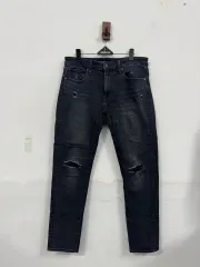 (31-32)UNIQLO メンズ ブラックデニムパンツ