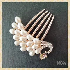 髪飾り パール くじゃく かんざし ヘアアクセ 和装 洋装 浴衣 留袖 結婚式