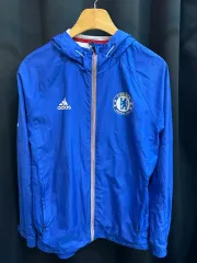 アディダス正規品チェルシーウィンドブレーカー