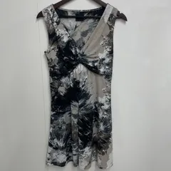 Bou Jeloud ブージュルード　ノーカラー　ワンピース　和柄　Vネック 総柄 カジュアル お洒落 綺麗 パーティー