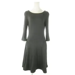 【新品✨完売】2025年春 デイジーリンFOXEY ワンピース 42 新品✨完売】2025年春夏 デイジーリン FOXEY ワンピース 42 - メルカリ