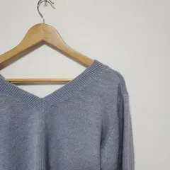 Vネック ニット セーター スカイブルー