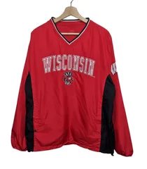 2026年最新】wisconsin バッキーの人気アイテム - メルカリ