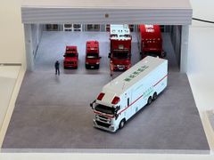 ACTCAR 1/64スケール 横浜市消防局 SR特別高度救助工作車（SR2） ダイ