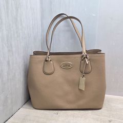 美品 コーチトート明るいベージュファスナー開閉 肩掛けOKお出かけにも