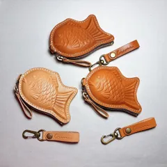 【Creare】栃木レザー　本革　たい焼きポーチミニ　コインケース　財布　ギフトにも♪