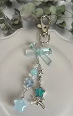 ビーズキーホルダー　ビーズチャーム　クローバー　青　星　韓国