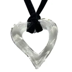 バカラ ハート モチーフ クリスタル ペンダント ネックレス アクセサリー クリア ブラック Baccarat レディース 人気 上品 高級感 エレガント