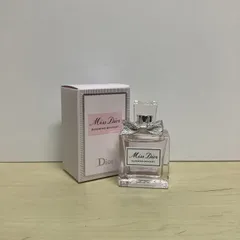 新品未使用 　クリスチャンディオール　ミスディオールブルーミングブーケ オードトワレ　ミニ　5ml