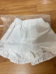 フリル 白 ハーフパンツ 1回着用 90サイズ