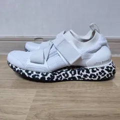 2025年最新】adidas ウルトラブースト ステラマッカートニーの人気