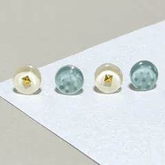 ブルー アイボリー パール ドット ピアス 小さめ お出かけ 【352】