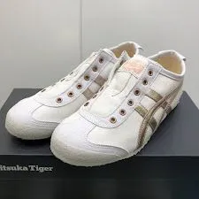 Onitsuka Tiger/オニツカタイガー MEXICO66 SLIP-ON スニーカー 23㎝ ホワイト