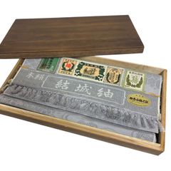 Item thumbnail for item 6020bf10-627a-40bc-89f3-07448c1ff113