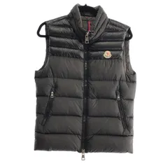 モンクレール FEBE ダウンベスト ロゴ刺繍 タグ付き 紺 極美品 1 希少 モンクレール FEBE ダウンベスト ロゴ刺繍 タグ付き 紺 極美品 1 希少