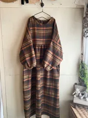 冬生地　起毛コットン中厚地　タータンチェックギャザーワンピース　ブラウン