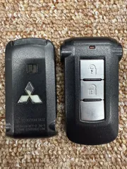 スマートキー　３ボタン　007YUUL0422　ミツビシ　三菱のサムネイル