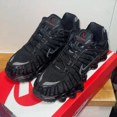 ナイキ 230 / 新品 ショックス TL ブラック アンド マックス オレンジ