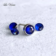 ✴︎奇跡のブルー✴︎ つけっぱなしOK ブルースピネル 宝石質 AAA 一粒 ベゼルピアス 4mm 316 サージカルステンレス 片耳用 金属アレルギー対策 スタッド 8月誕生石