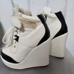 白黒ウェッジヒール