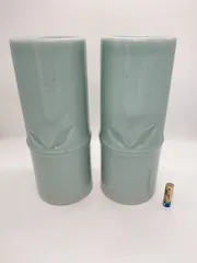 花器 花瓶 華山作 うぐいす色 磁器製 2個セット 竹風 花台 窯 工房 池坊 フラワーベース 水盤 華道具 シンプル 生花 華道 手作り 大型 アンティーク  レトロ インテリア ビンテージ 昭和 青磁 24428四つ葉[YT00537]
