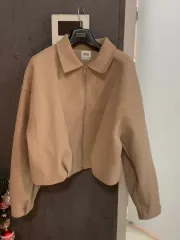 ザラ ベージュ ジップアップジャケット