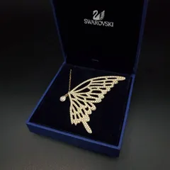 美品 SWAROVSKI スワロフスキー ネックレス 1081982 蝶 バタフライ クリスタル ゴールドカラー 箱付き 大ぶり 豪華 エレガント ギフト プレゼント 贈り物