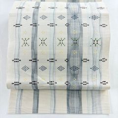 Item thumbnail for item 7116bdea-67ce-448f-8de6-d594a6cb9f39