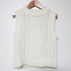 未使用 CECILIE BAHNSEN セシリーバンセン MADELYN VEST ケーブルニット ジレ サイズXS/S アイボリー  レディース 古着 中古 USED 未使用 CECILIE BAHNSEN セシリーバンセン MADELYN VEST ケーブル