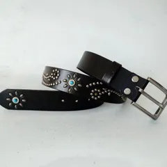 2025年最新】フラワー スタッズ htcの人気アイテム - メルカリ