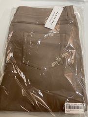 Item thumbnail for item 53c5e024-c4b3-4c35-baee-083d445a3918