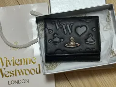 2025年最新】Vivienne Westwood 宇宙の人気アイテム - メルカリ