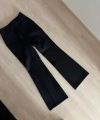 삐뽕姉さん セミフレア セミブーツカット スラックス